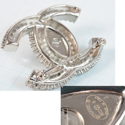 Chanel Coco Mark Rhinestone Turnlock Ladies Brooch Silver Jewelry