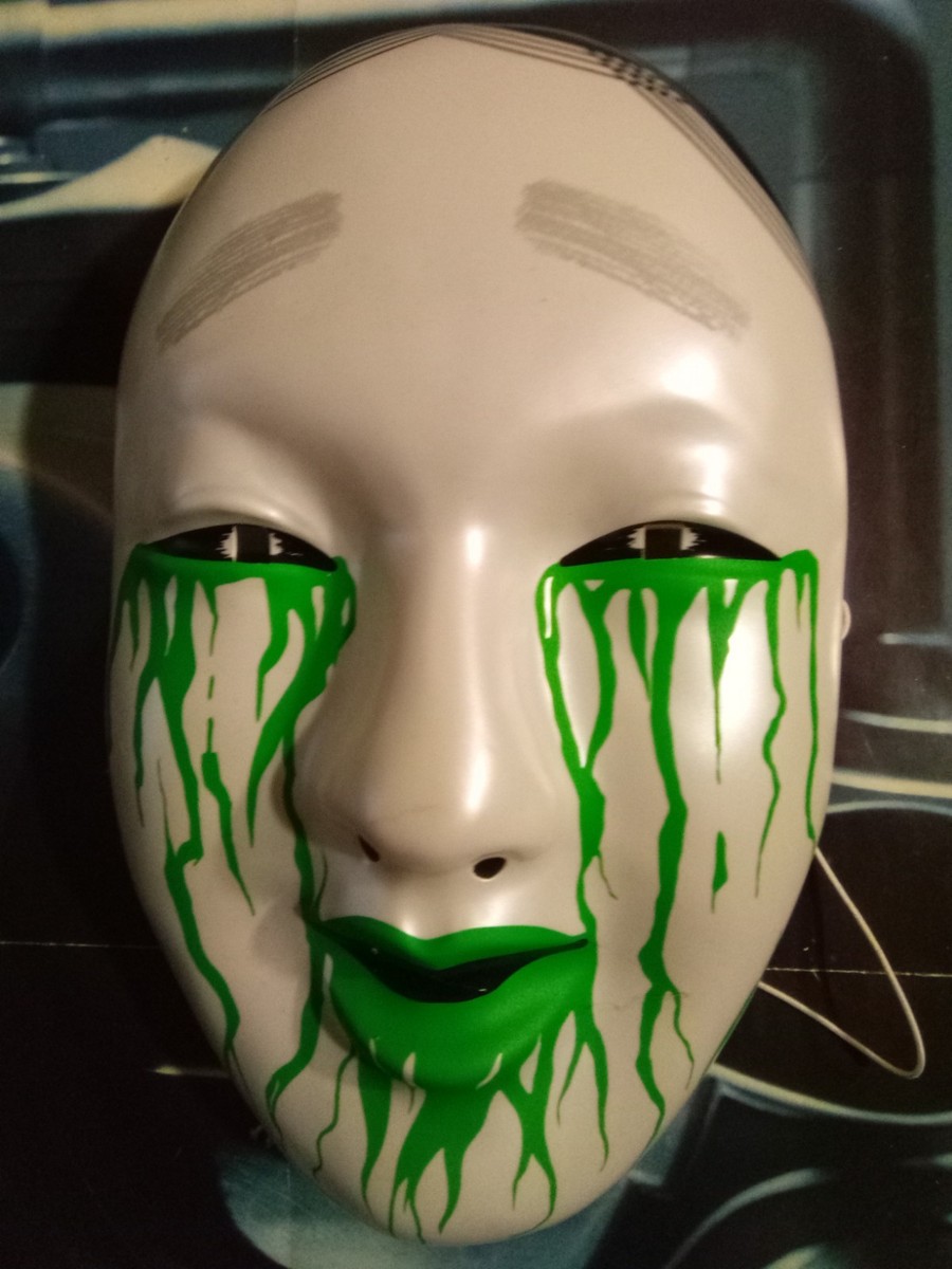 WWE Officially Licensed Asuka Green Special Plastic Mask 2015 Rare