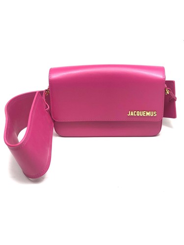 Pink Le Carinu Leather Shoulder Bag JACQUEMUS