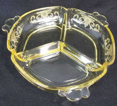 Heisey Empress Glassware Old Colony Etch Sahara Yellow Relish Triplex 7'' Dish