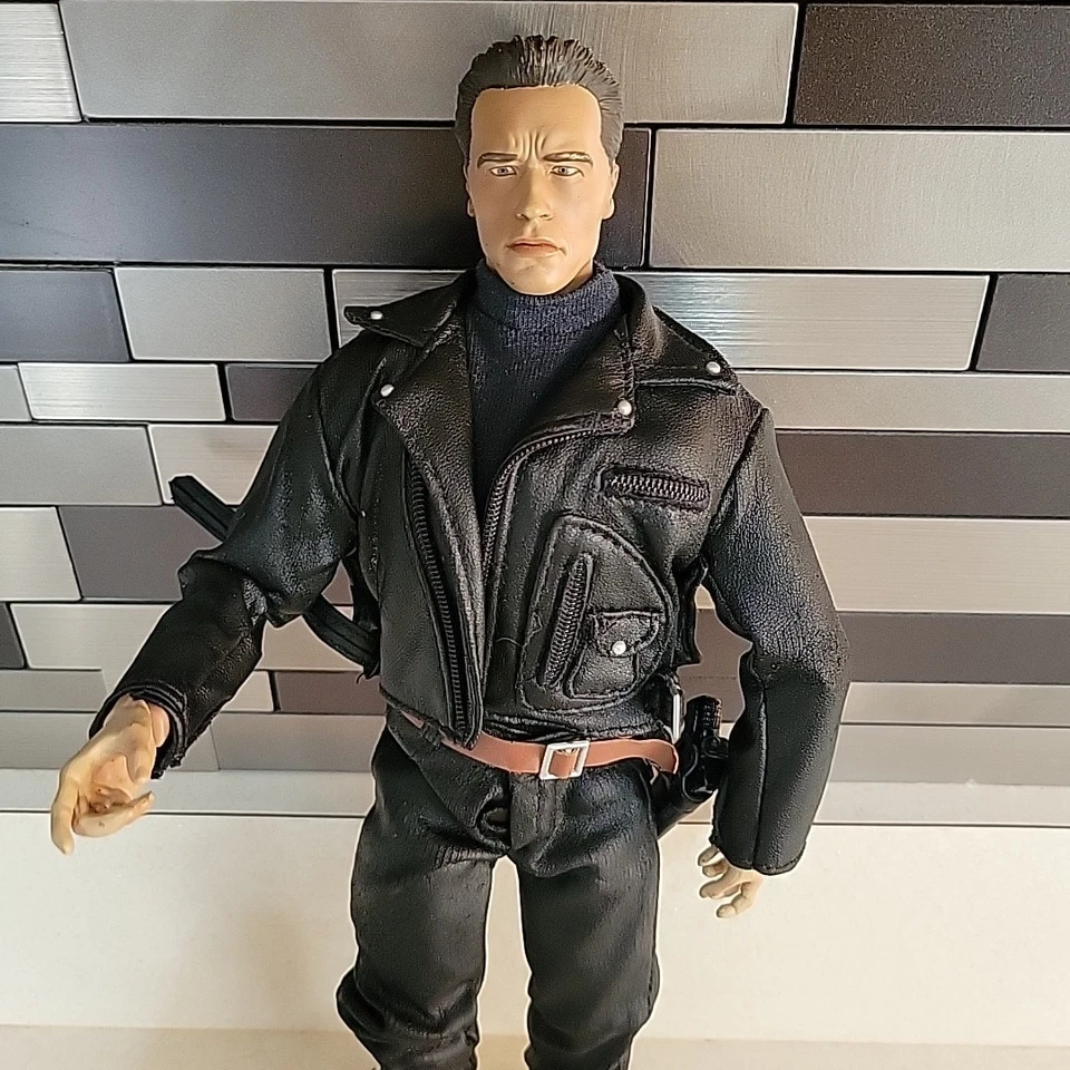 Sideshow Terminator 2 T2 T-800 Exclusive Ver 12"Figure Arnold Schwarzenegger - Image 2 of 4
