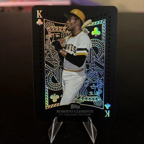 2026 Topps Series 2 Roberto Clemente Base (RAW)