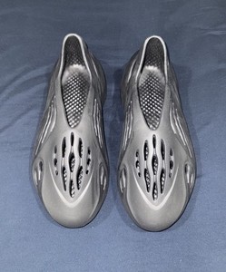 Yeezy Foam Runner Onyx | eBay