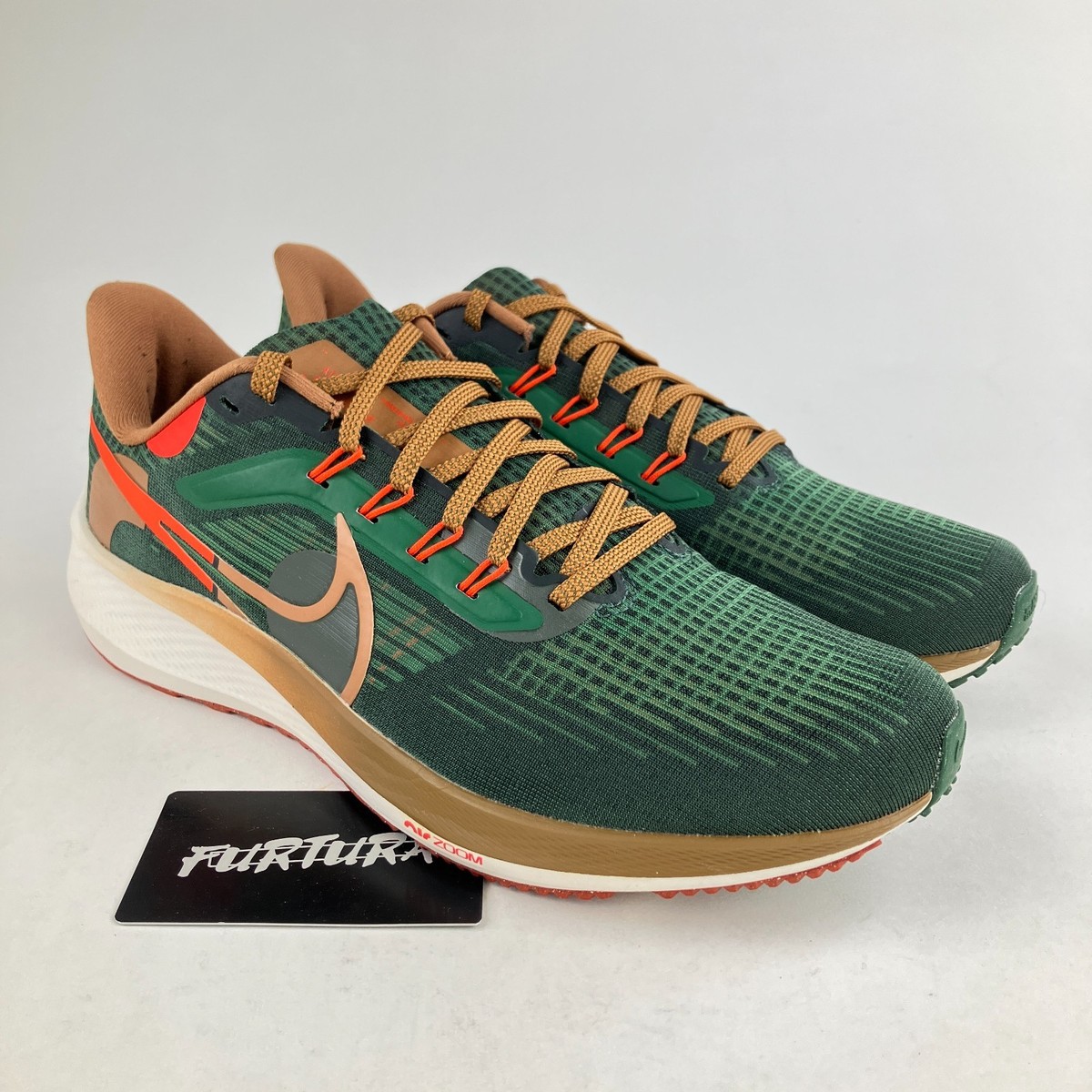 未使用　ダブルアールエル　ドラゴン　刺繍　ロゴ　カーキ　ハーフ Nike Air Zoom Pegasus 39 A.I.R. Hola Lou DO9500-300 Men's Size 9
