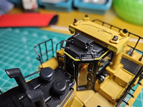Cat D11,escala 1/50 - Imagen 1 de 12