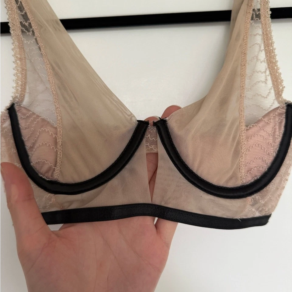 Frederick's of Hollywood Black and Beige Zoe-Anna Lace Mesh Unlined Bra Small - Image 3 of 4