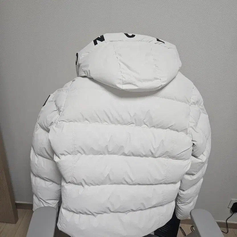 Moncler Women's Down Puffer Jacket, White, 3 Sizes, New thumbnail 8