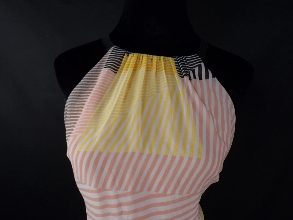 Vestido Halter Largo Fluido Vince Comuto Talla 6 Atado Trasero Foto 3 de 4