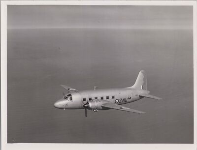 VICKERS VALETTA C.1 OF 240OCU VW142 ORIGINAL VINTAGE MOD PHOTO RAF ZNU 1