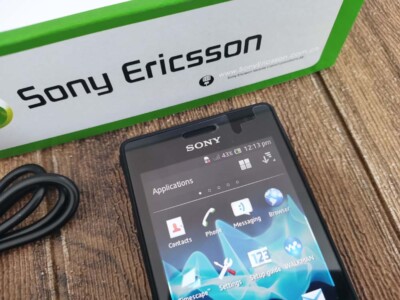 Xperia go ST27i ホワイト SIMフリー 【新品未使用】 Sony Xperia GO ST27i Unlocked 3G Android WIFI GPS Original Smart