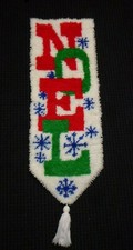 Vtg 70s MOD Latch Hook Wall Hanging Christmas Noel W/ Tassel  Snowflakes 13x37"