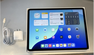 Apple iPad Pro 4th Gen - 128GB, Wi-Fi, 12.9 in - SPACE GRAY- GREAT CONDITION!!!