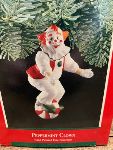 NIB HALLMARK ☀PEPPERMINT CLOWN☀ Ornament 1989 Hand Painted Fine Porcelain - Picture 2 of 2