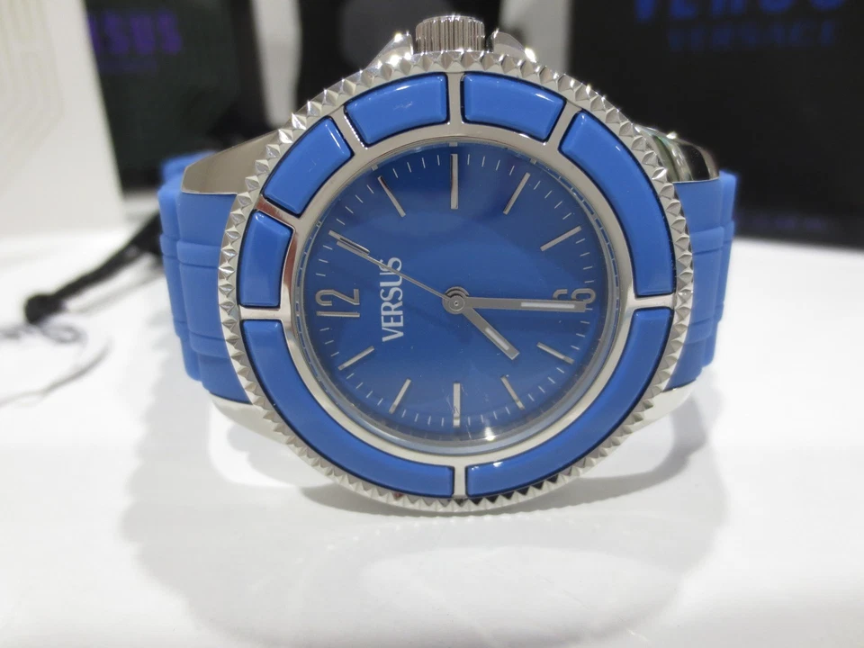 Versus by Versace女式SGM040013东京蓝色表盘橡胶夜光手表 — 第 2/4 张图片