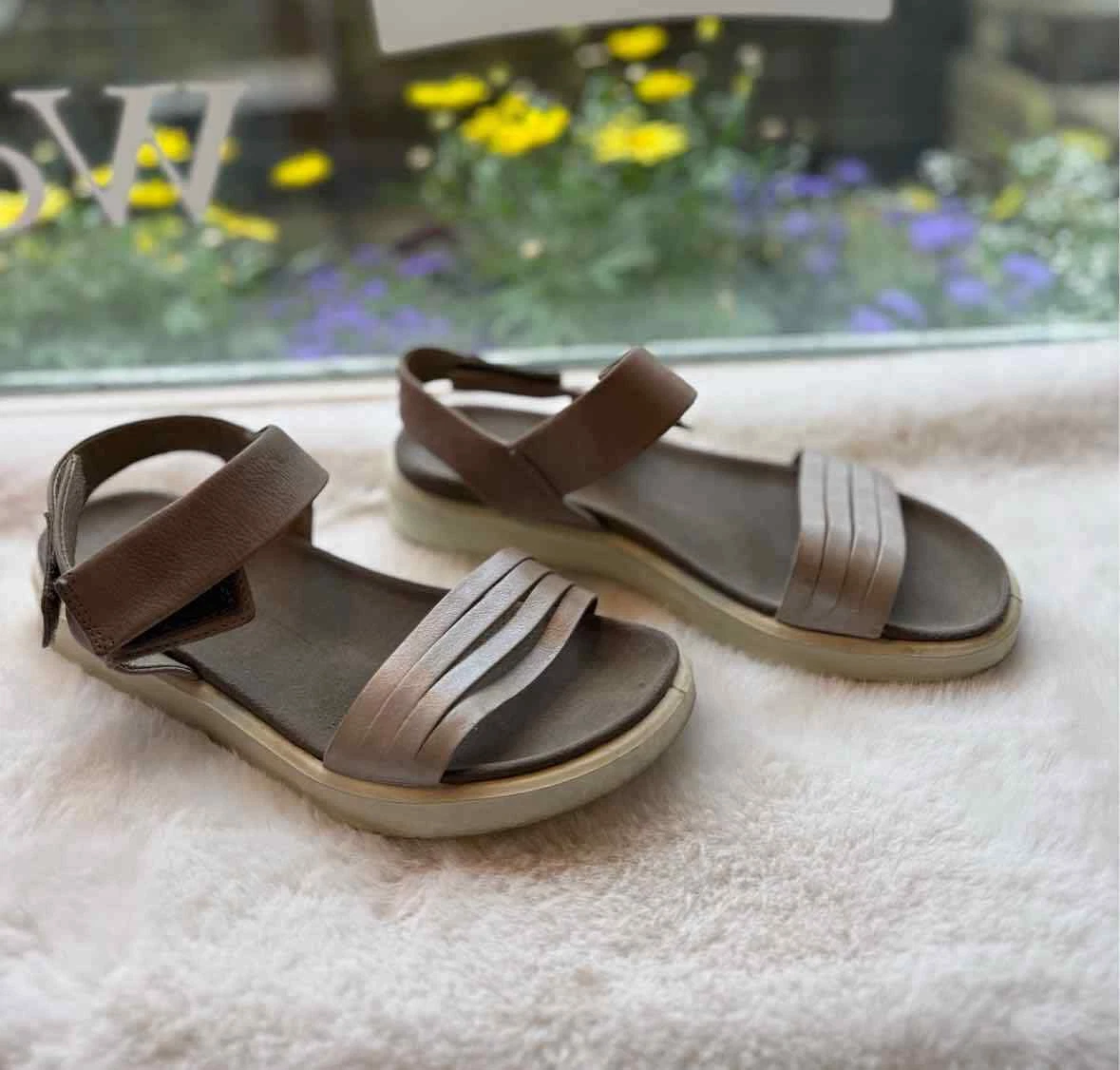 Scarpe Sandalo Grigio Ecco Taglia 39 Usate Donna