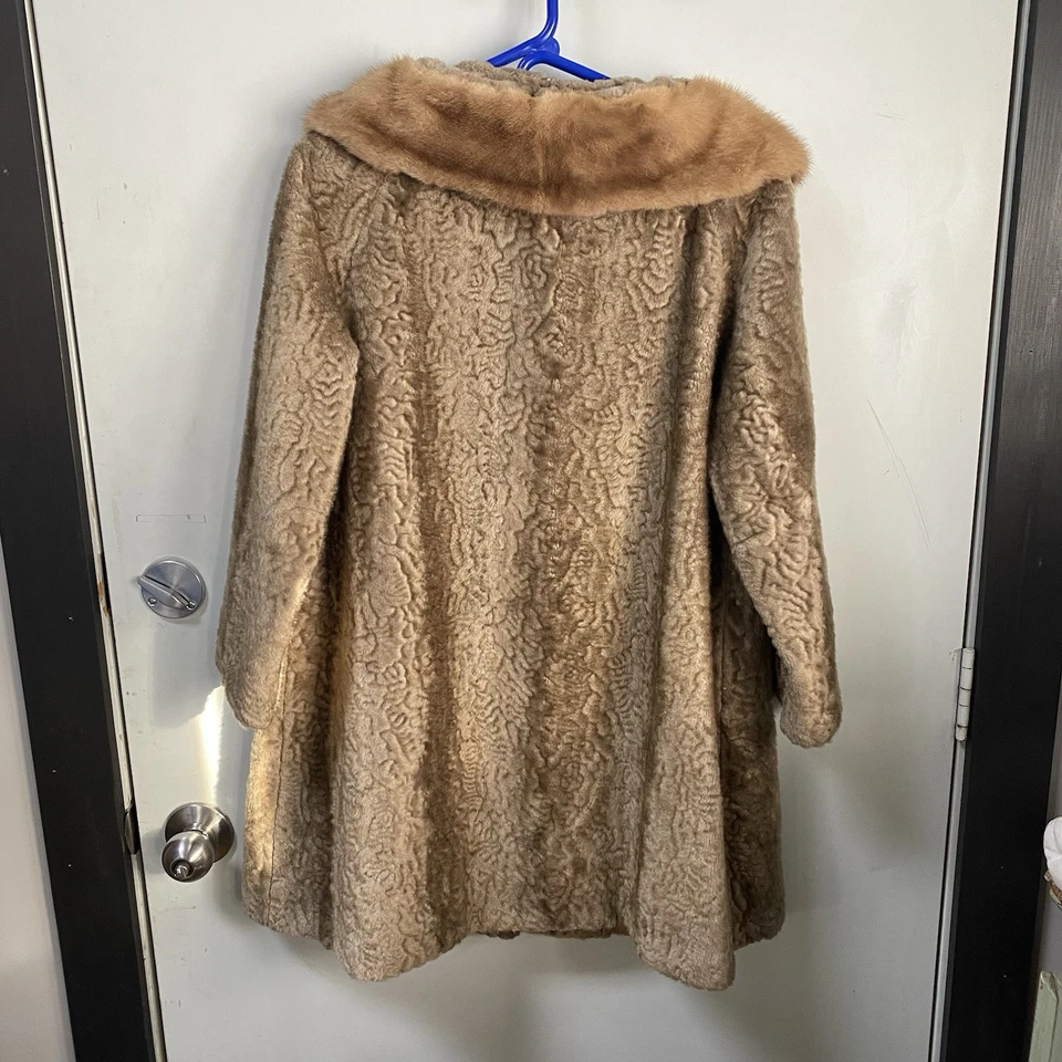 Abrigo de piel sintética cola ancha vintage cuello visón genuino Bacara Sportowne La France Foto 2 de 4