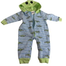Euc STAR WARS Baby Boys Baby Yoda 6-9 Months Infant Long Sleeve Fleece Hooded