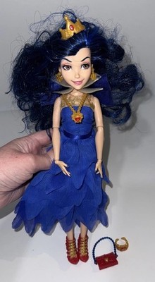 See Photos Disney Descendants Coronation Evie Doll With Ring Necklace Purse Shoe