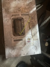 Mathews 600 Amp Flow Thru Distribution Box  Can locks