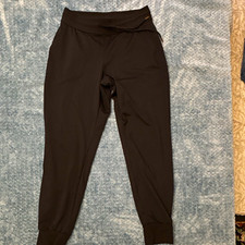 Athleta Women's Black Jogger Activewear Pants XS Pull On Pockets Yoga Gym