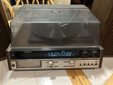 vintage sound design Turntable 8 Track stereo Radio w DustCover Woodgrain VIDEO