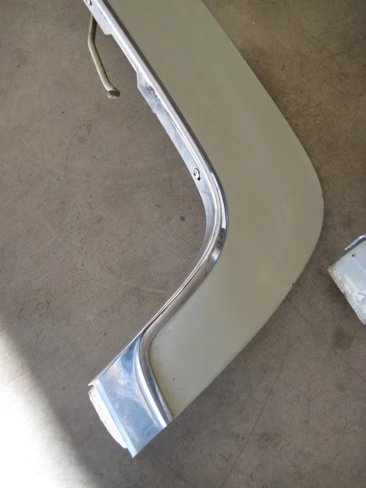 71-76 BUICK ELECTRA ОГРАНИЧЕННОГО ЗАДНЕГО КРЫЛА ЮБКИ С ОТДЕЛКОЙ МОЛДИНГ - Изображение 4 из 4