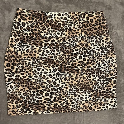 Charlotte Russe Leopard Print Pencil Mini Skirt Size M Stretchy Edgy Exotic Wild