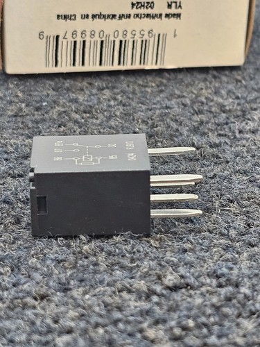 (QTY 2) Carquest 83A1008 Door Lock Relay Fits 1985-1986 Oldsmobile Cutlass - Picture 9 of 10