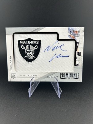 2013 Panini Prominence Rookie besticktes Teamlogo Aufnäher Auto Oakland Raiders