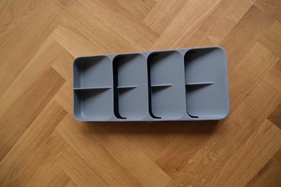 Joseph Joseph Kompakter Besteckkasten grau - Besteckeinsatz Besteck Besteckbox