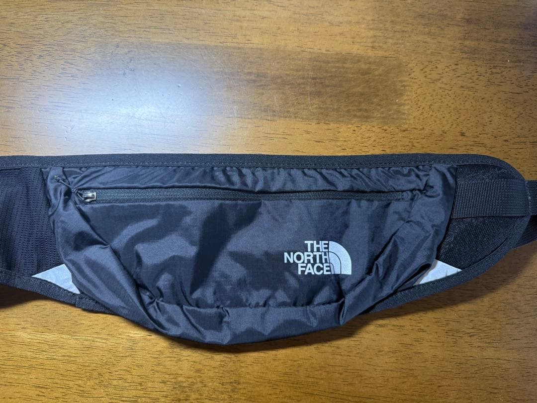 The North Face Running Runner Pouch Limited Edition Outdoor Performance Icon wit