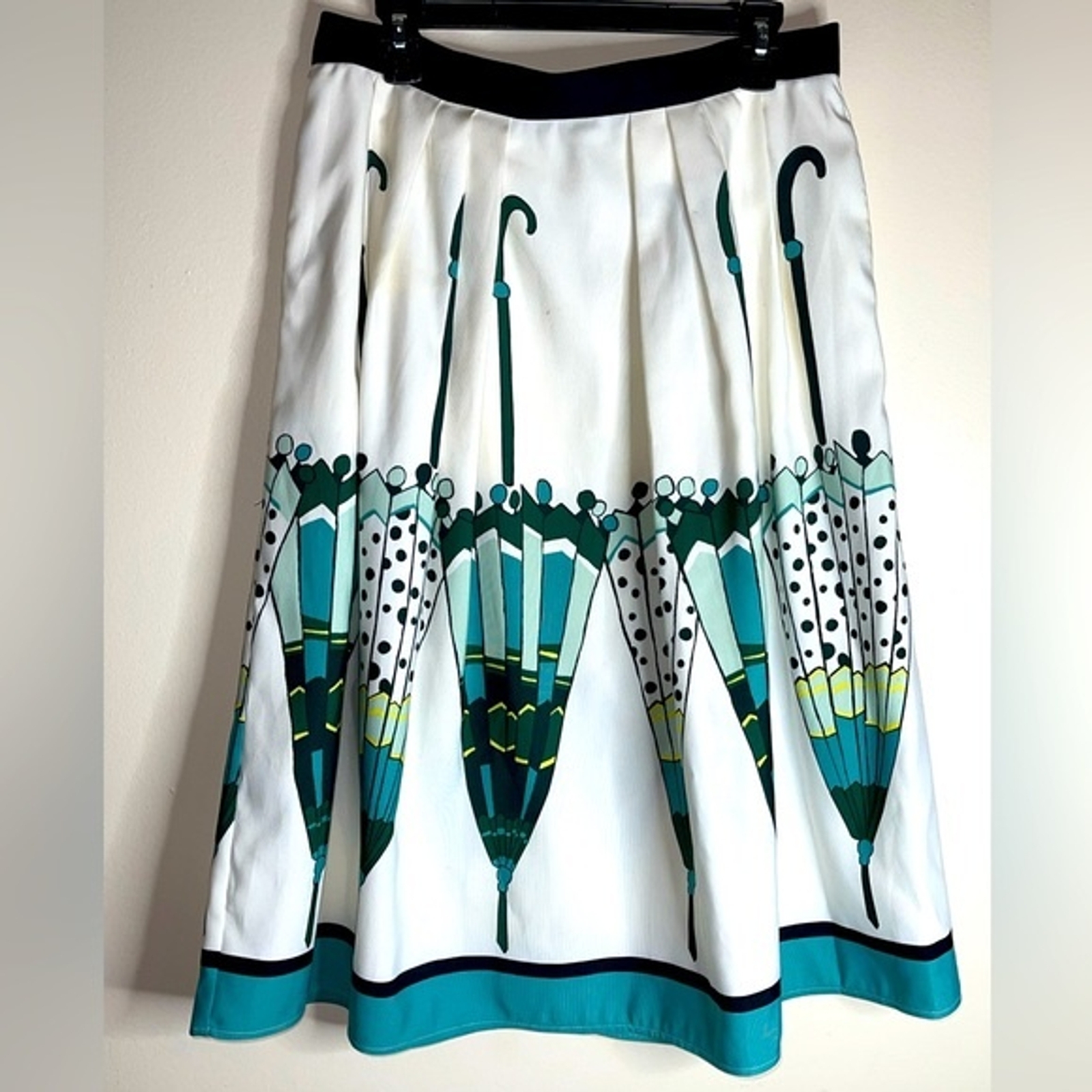 eva mendes umbrella skirt