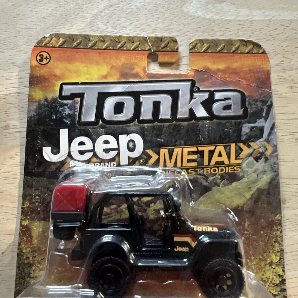 Carrocerías diecast de metal Tonka Jeep edición especial CJ7 - negro Foto 3 de 4