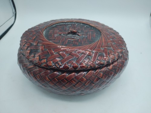 Japanischer lackierter gewebter roter Behälter 6" lang glänzende Oberfläche, Vintage