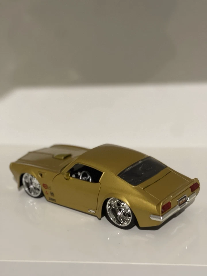 1972 Pontiac Firebird Bigtime Gold Muscle Jada Toys 1/24 Scale Diecast Car - image 4 of 4