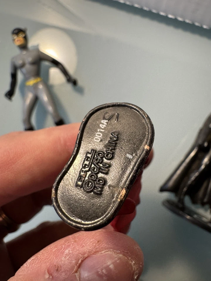 Lote De 8 Figuras De Acción De Colección Años 80 90 DC Comics Batman Joker con Acc Cast Superman Foto 4 de 4