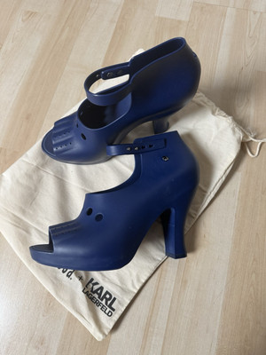 Karl Lagerfeld und Melissa Design