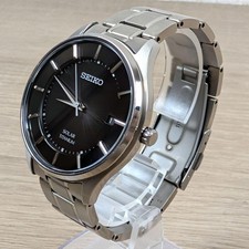 Excellent Working Condition. SEIKO V157-0BX0 Solar Watch.