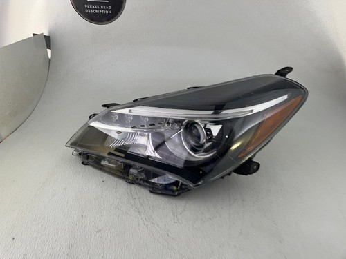 OEM | 2015-2017 Toyota Yaris Hatchback Halogen Headlight (Left,Driver)