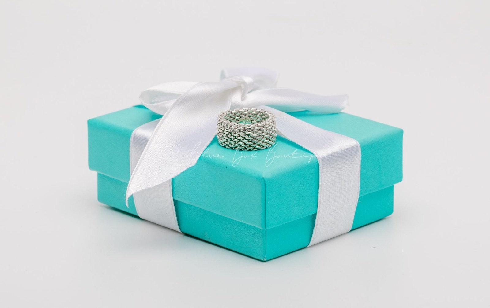 Tiffany & Co. Vintage Somerset Mesh Weave Ring Size 6 in Sterling Silver