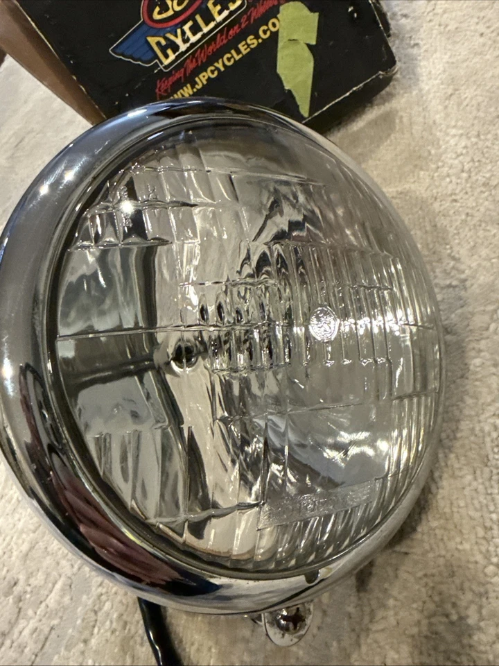 FARO CROMADO 5 3/4" MONTAJE INFERIOR CUERPO METÁLICO Caja abierta sin probar, Foto 3 de 4