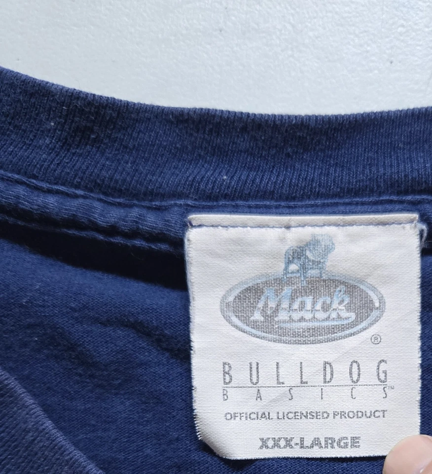 Camiseta Vintage Bulldog Classics Label - MACK TRUCKS 3X Azul Foto 2 de 4