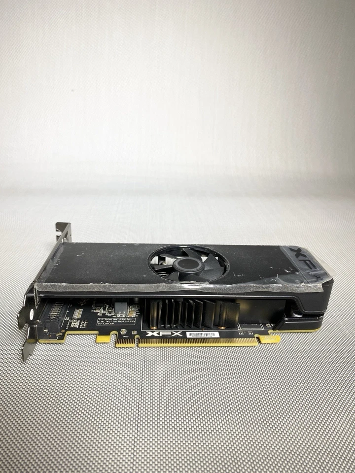 XFX AMD Radeon R7 240 2GB 780M BOOST GDDR3 Graphics Card - Tested & Working - Image 3 of 4