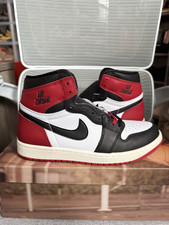 Preços baixos em Jordan 1 Retro OG High Black Toe Reimagined Preços baixos em Jordan 1 Retro OG High Black Toe Reimagined