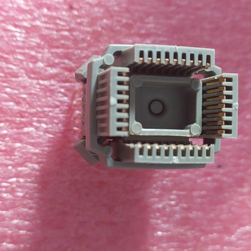 1pcs Emulation Technology 5733 Quad Clip 32 PLCC Test Clip 32pin - Picture 2 of 7