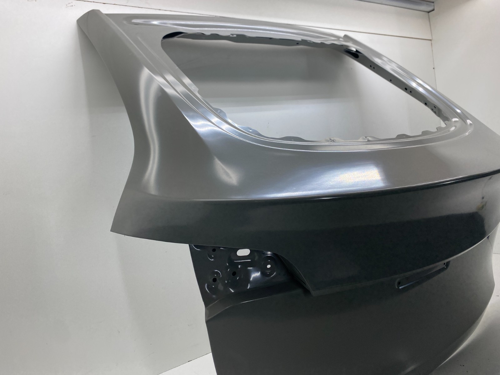 ⭕ 20-24 Model Y Rear Liftgate Hatch Trunk Lid Tailgate Shell Primed 1493410-S0-A