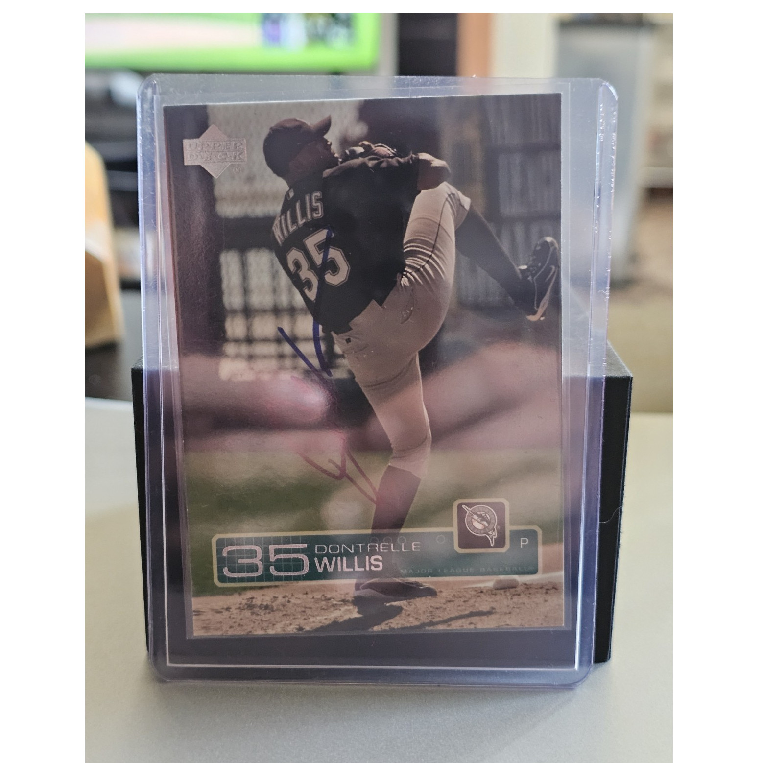 Upper Deck 2003 Dontrelle Willis Florida Marlins Autograph Baseball Card #545