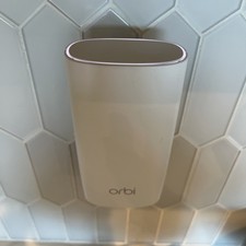 Netgear Orbi RBW30 AC2200 Tri-Band WiFi Wall Plug Satellite