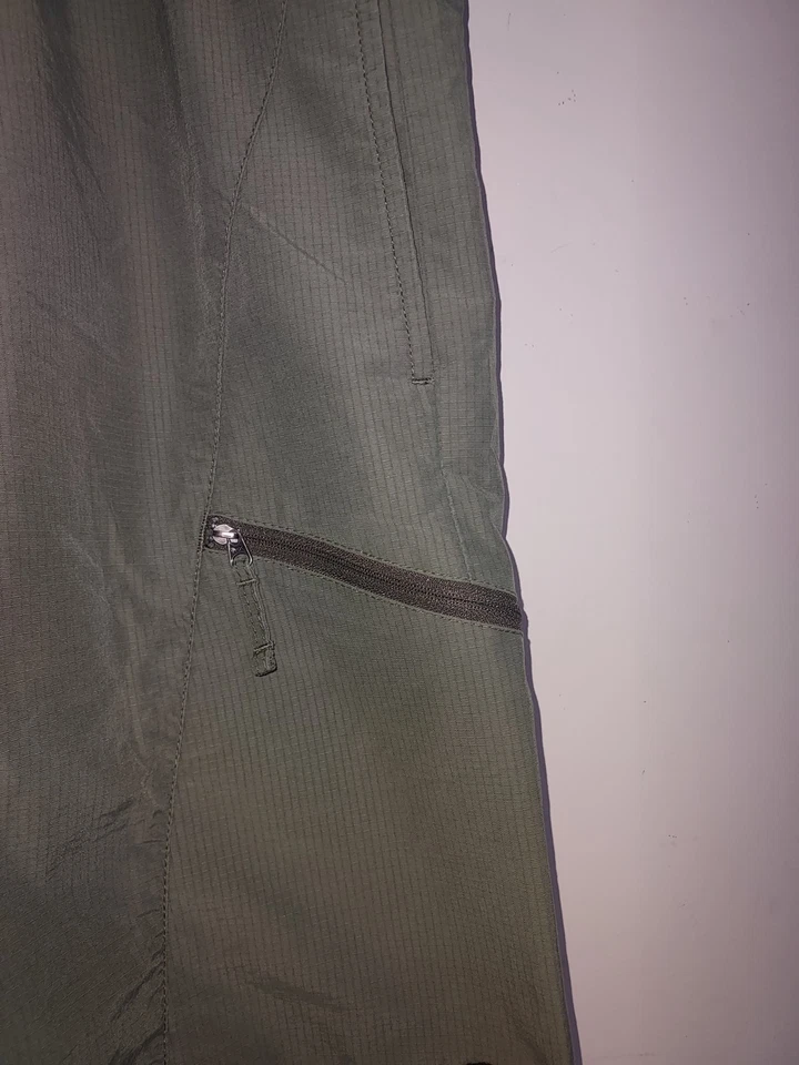 Pantalones Cortos de Senderismo Timberland Para Hombre XL Bolsillos de Carga Forrados Exterior Verde Oliva Foto 2 de 4