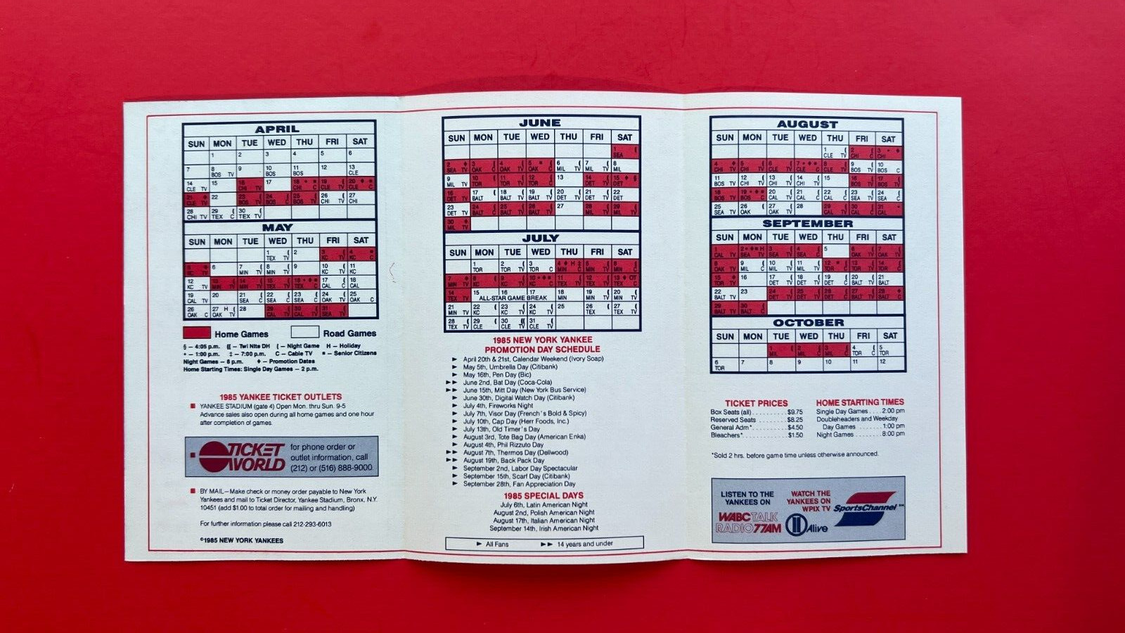 1985 NEW YORK YANKEES ~ MLB Baseball Tri-fold Schedule ~ Bud Light Back